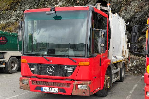 2012 Mercedes-Benz 1833L/34EC Renovasjonsbil