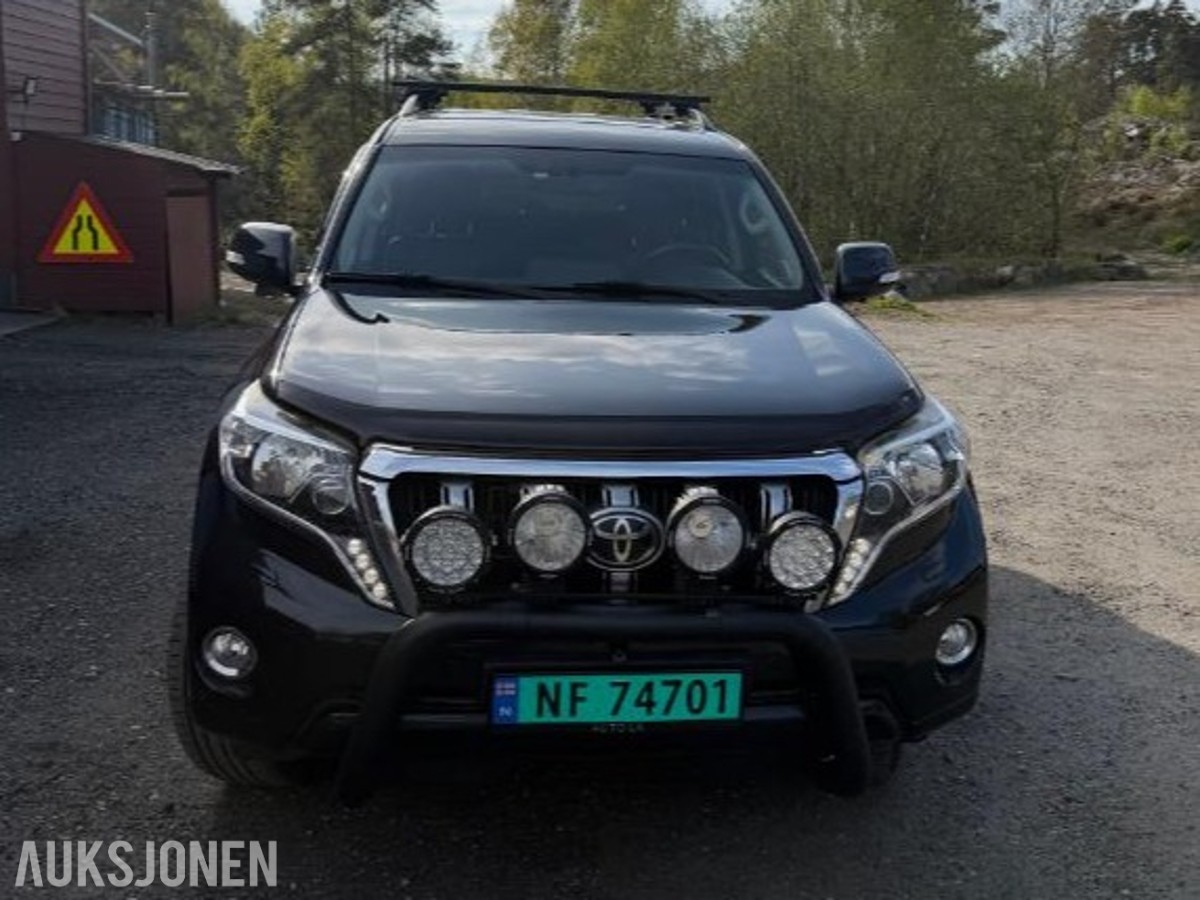 2015 Toyota Land Cruiser 2.8 177hk 4WD 172000km