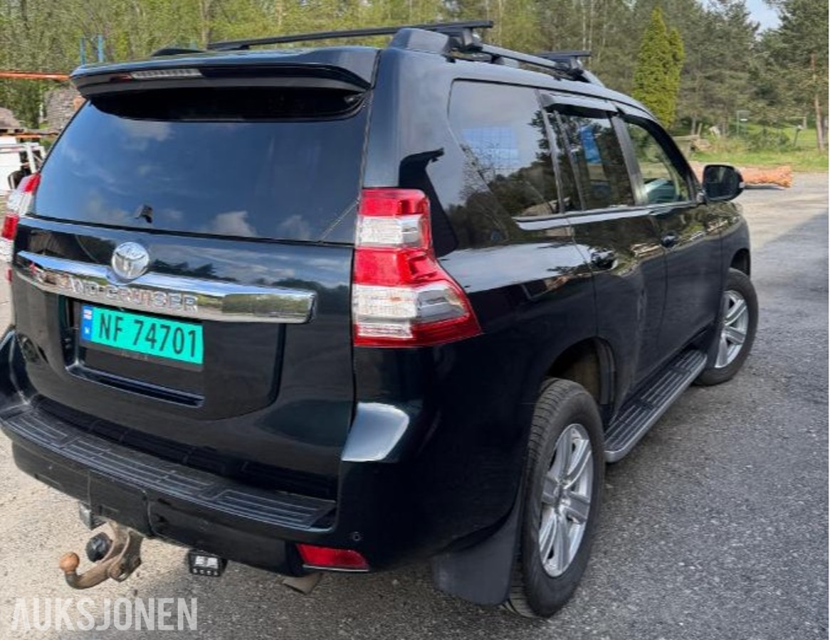 2015 Toyota Land Cruiser 2.8 177hk 4WD 172000km