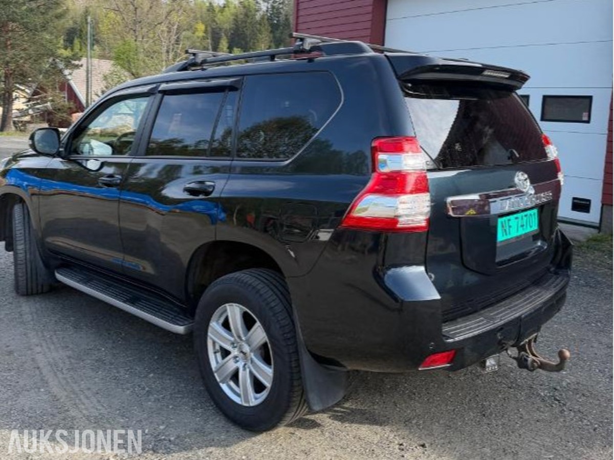 2015 Toyota Land Cruiser 2.8 177hk 4WD 172000km
