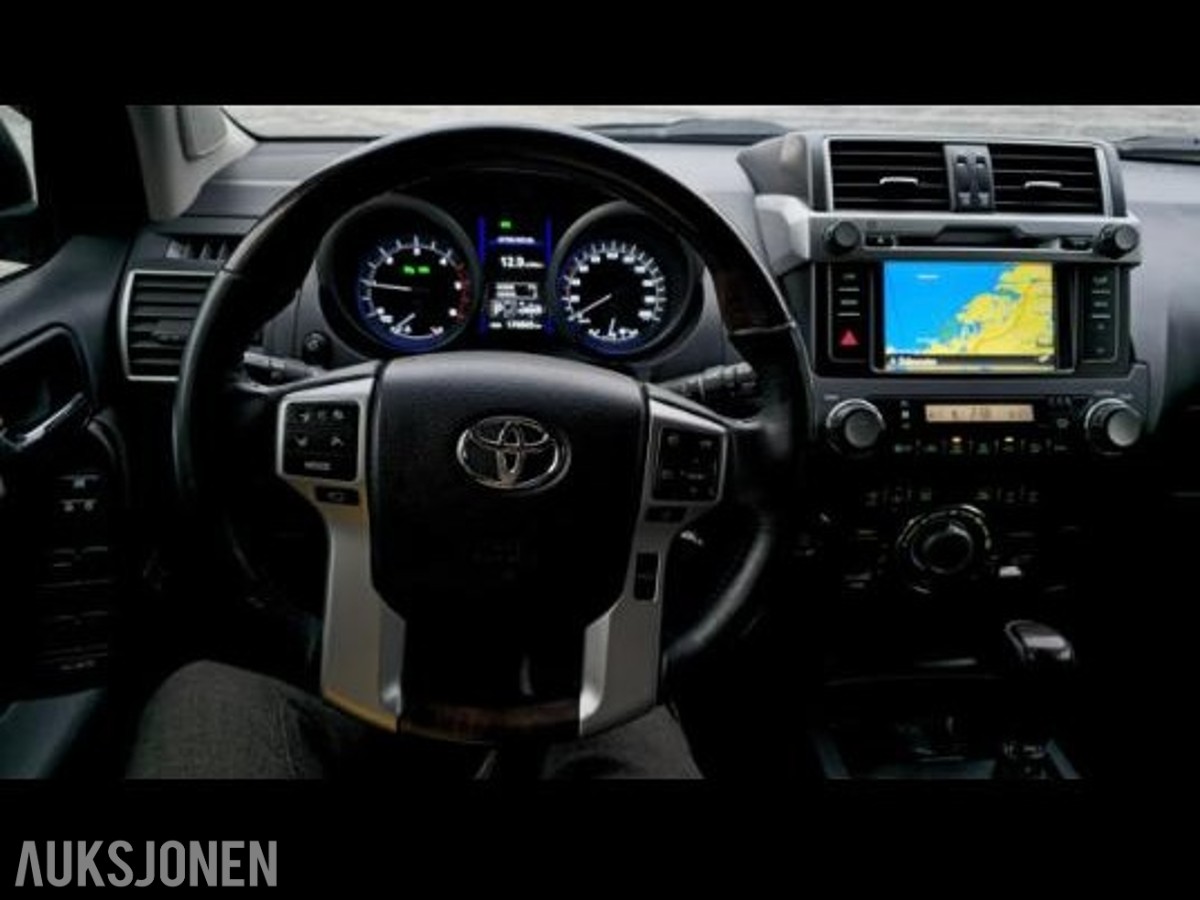 2015 Toyota Land Cruiser 2.8 177hk 4WD 172000km