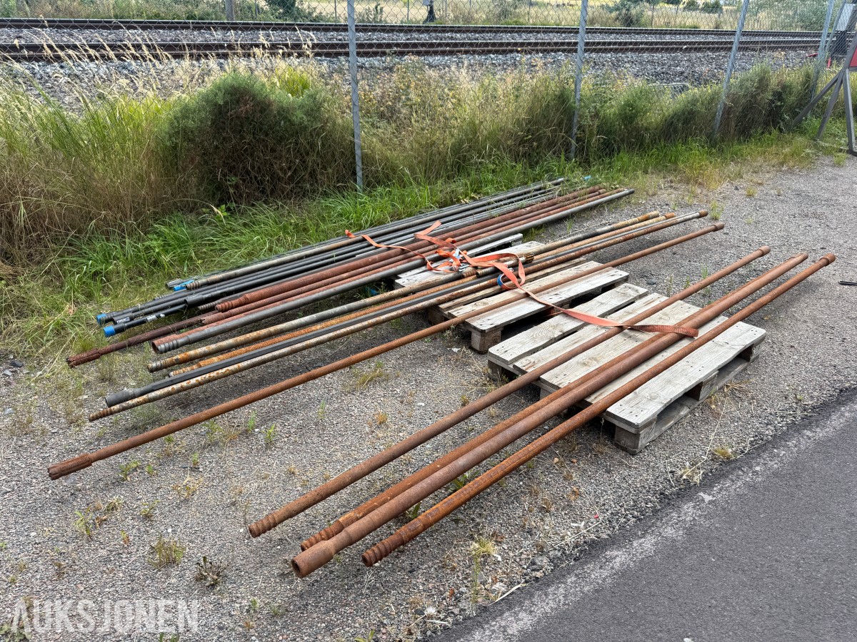 Ca 25 borstenger og borestål – Sandvik m.fl.