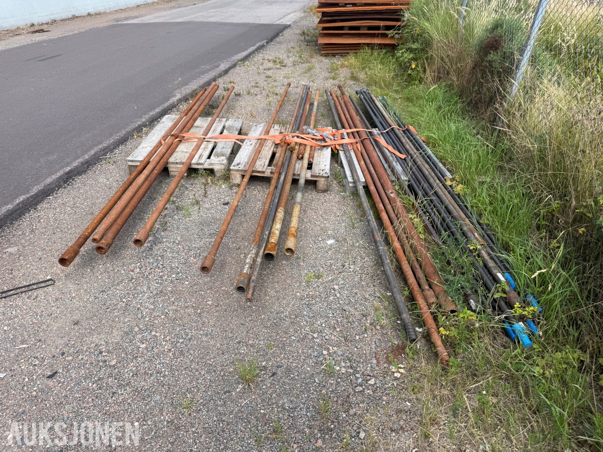 Ca 25 borstenger og borestål – Sandvik m.fl.