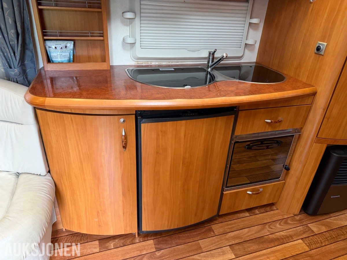 2006 Hobby Excelsior 650 UFF Campingvogn