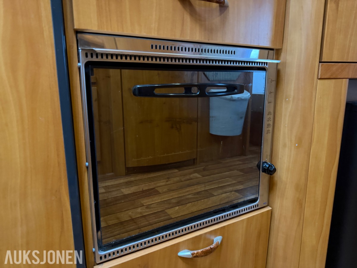 2006 Hobby Excelsior 650 UFF Campingvogn