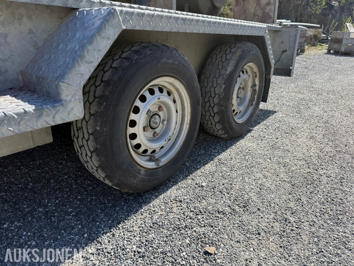 2017 Taylors Trailers Heavy Duty -Maskinhenger 3500 kg