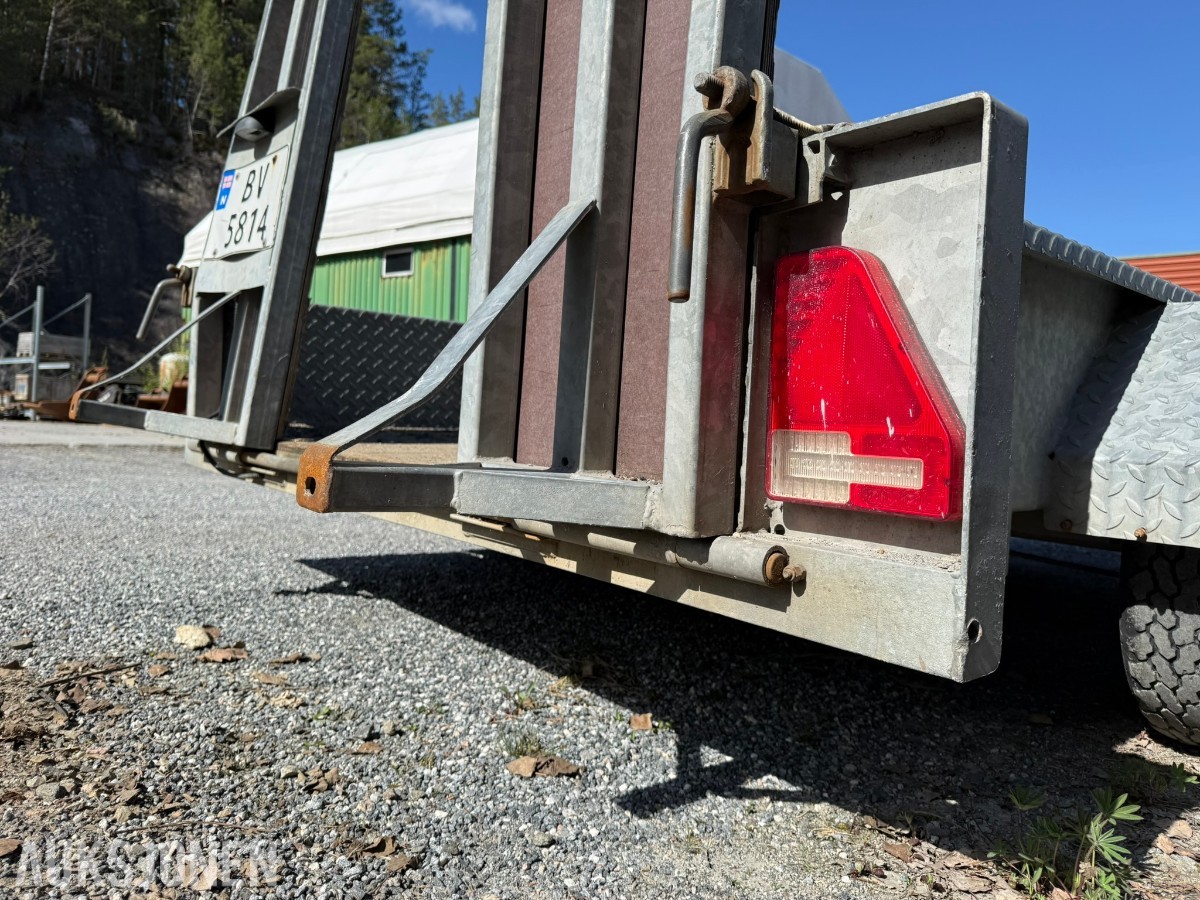 2017 Taylors Trailers Heavy Duty -Maskinhenger 3500 kg