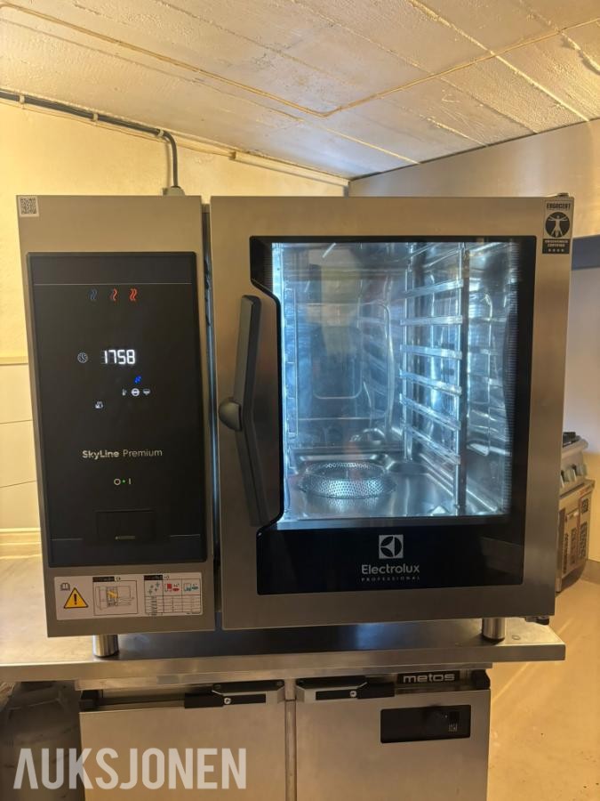 2025 ELECTROLUX Skyline Premium kombidamper