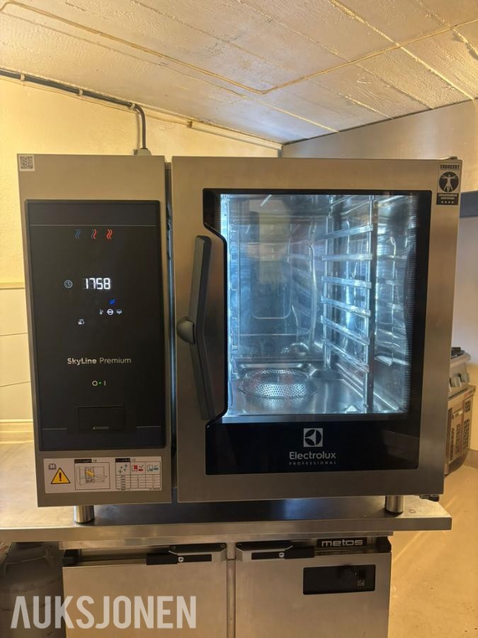 2025 ELECTROLUX Skyline Premium kombidamper