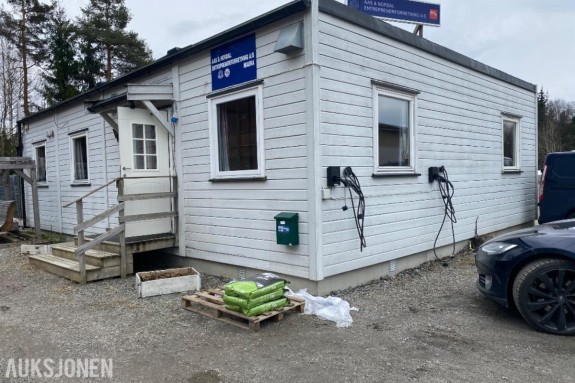 Kontorbrakke / modulbygg med flere rom – 6 kontorbrakker