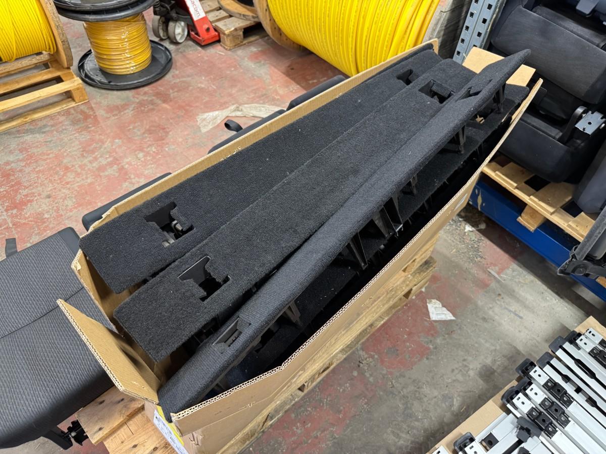 Ca. 15 sett bakseter til Toyota Land Cruiser