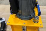 70 TONN HYDRAULISK PRESSE TIL BELTEBOLTER OG FORINGER 220V
