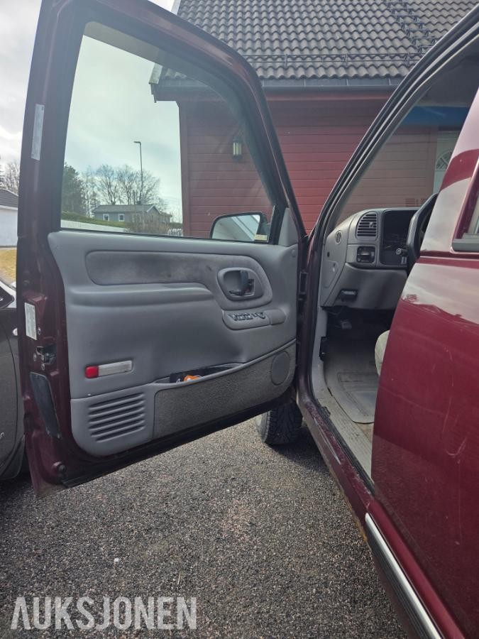 1999 Chevrolet Suburban 6.5 diesel 193hk 4X4