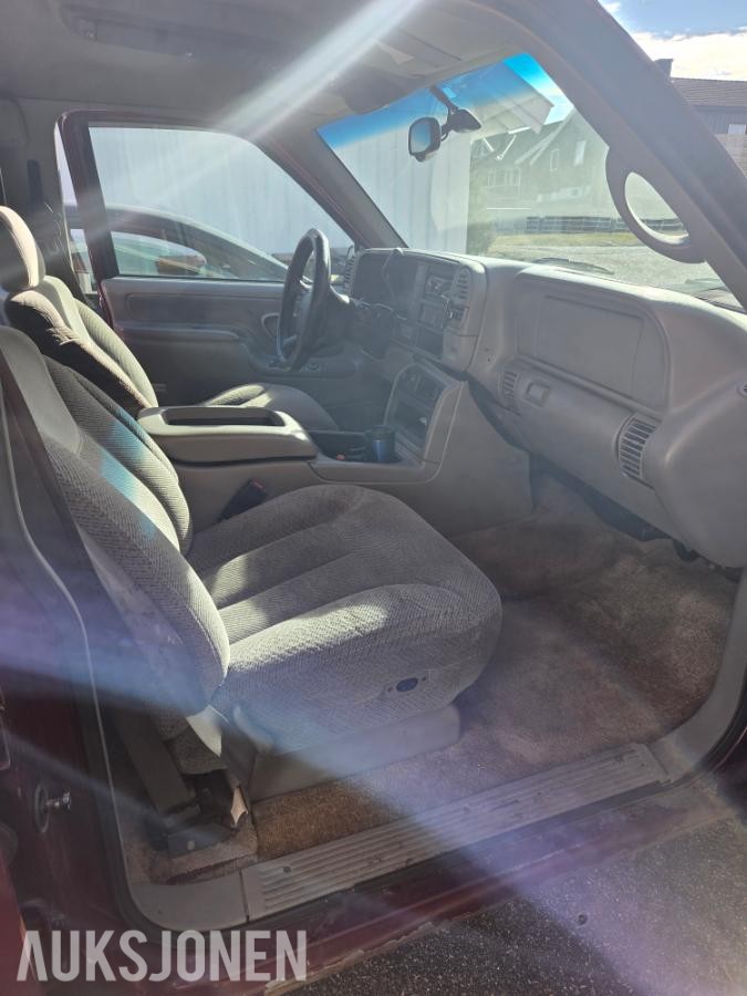 1999 Chevrolet Suburban 6.5 diesel 193hk 4X4
