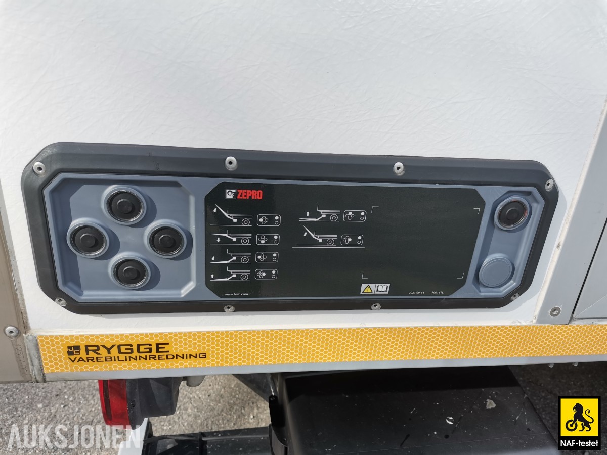 2025 Iveco Daily 3.0 NATURAL POWER GASS AUTOMAT KAMERA ZEPRO