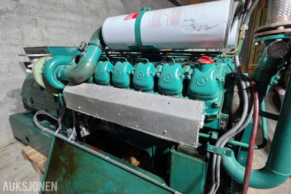 1980 Newage Stamford - Daimler Benz Strømaggregat / Generator 380 kVA 