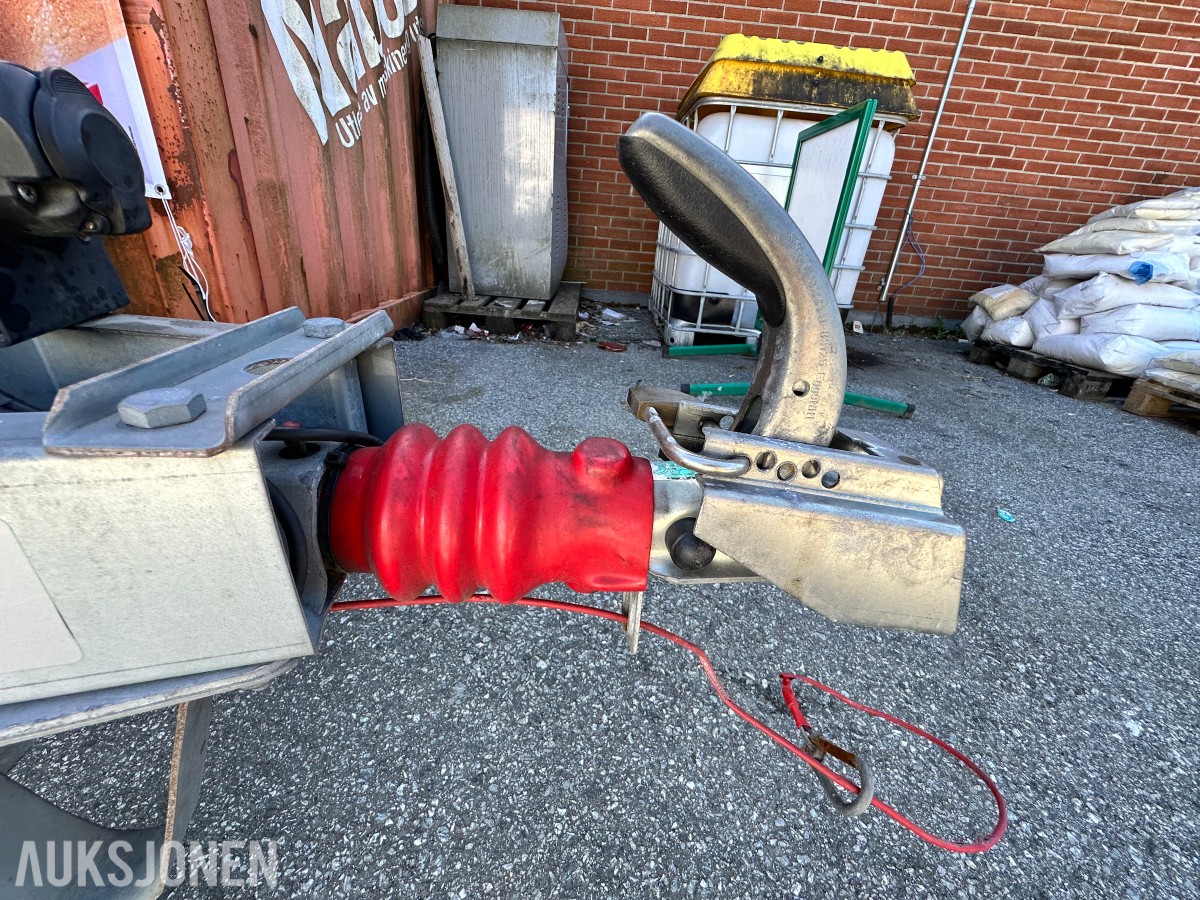 2024 Tysse 6280H00 tilhenger – 1300 kg – høye karmer/netting