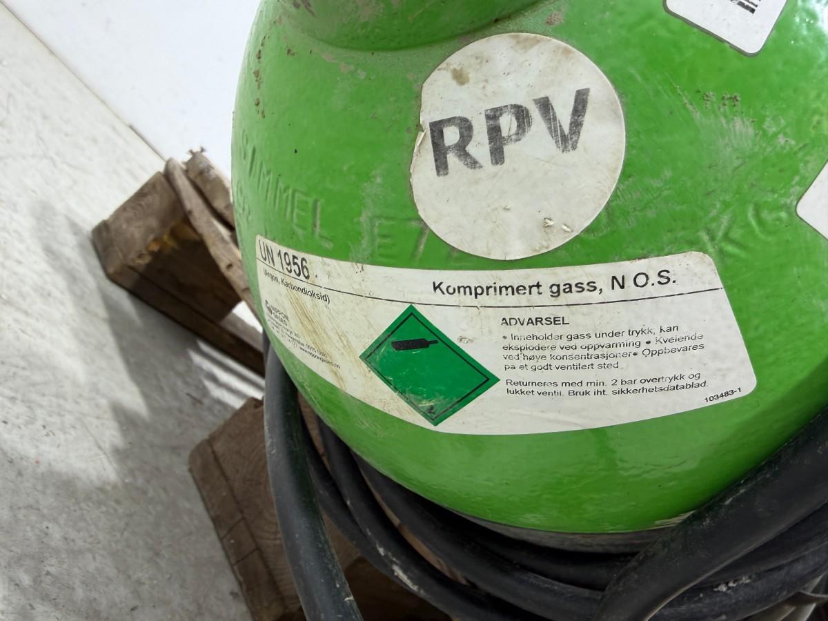 Argon 18 % / CO₂ 82 % sveisegass med regulator og slanger