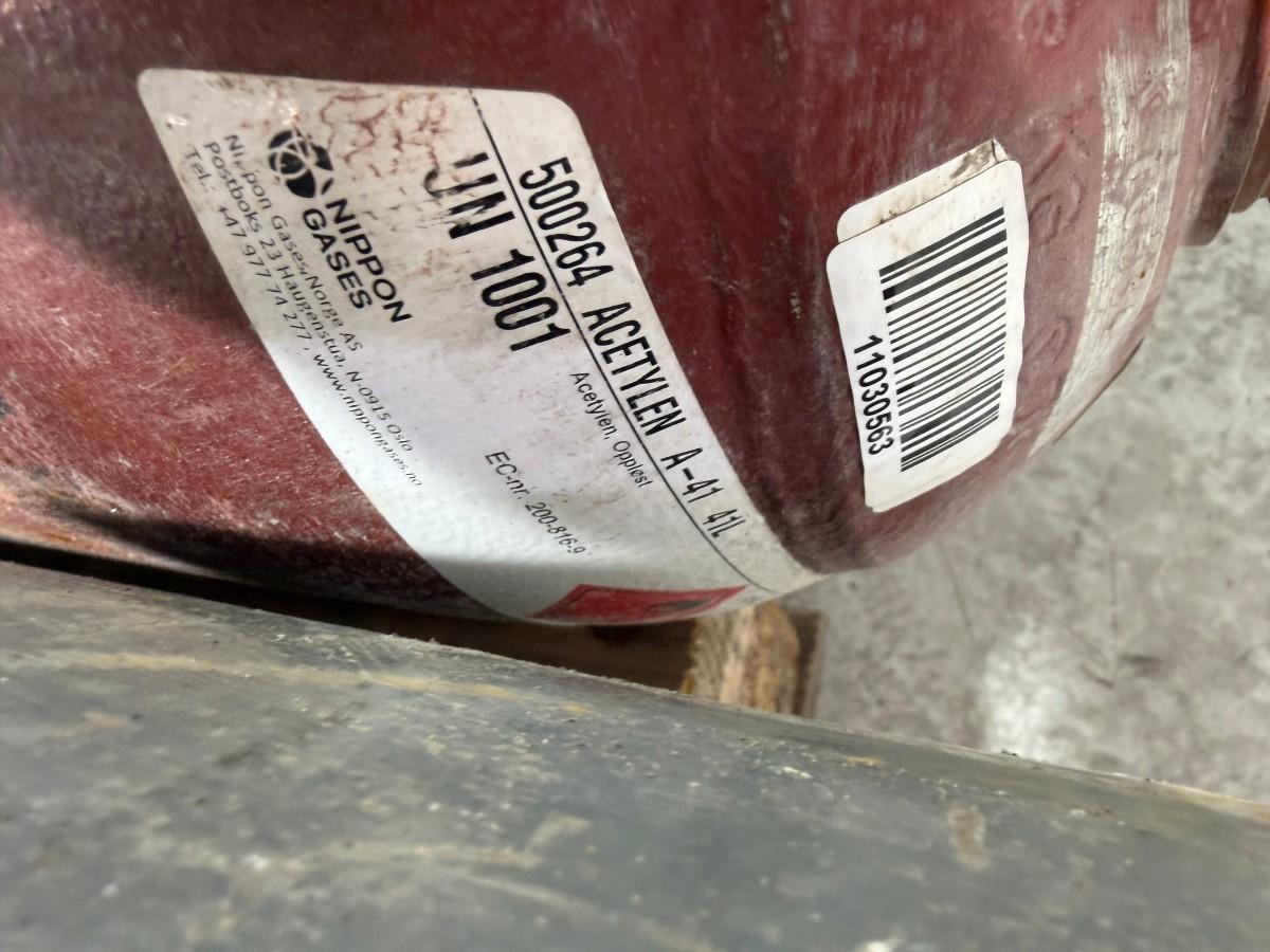 Oksygen og acetylen – 41 L og 50 L gassflasker