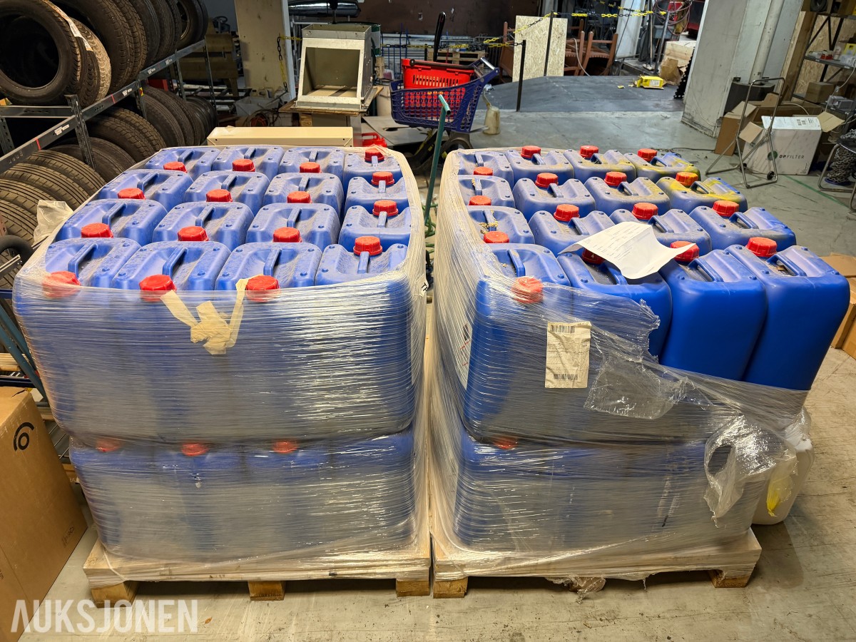 2008 Auxquimia H-930 (25L kanner, 64 stykk) Brannskum / skumvæske