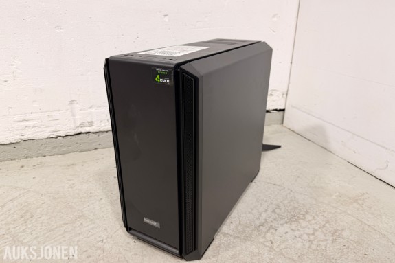 Stasjonær PC med ASUS GeForce RTX 4070 12GB, TUF Gaming-hovedkort og vannkjøling