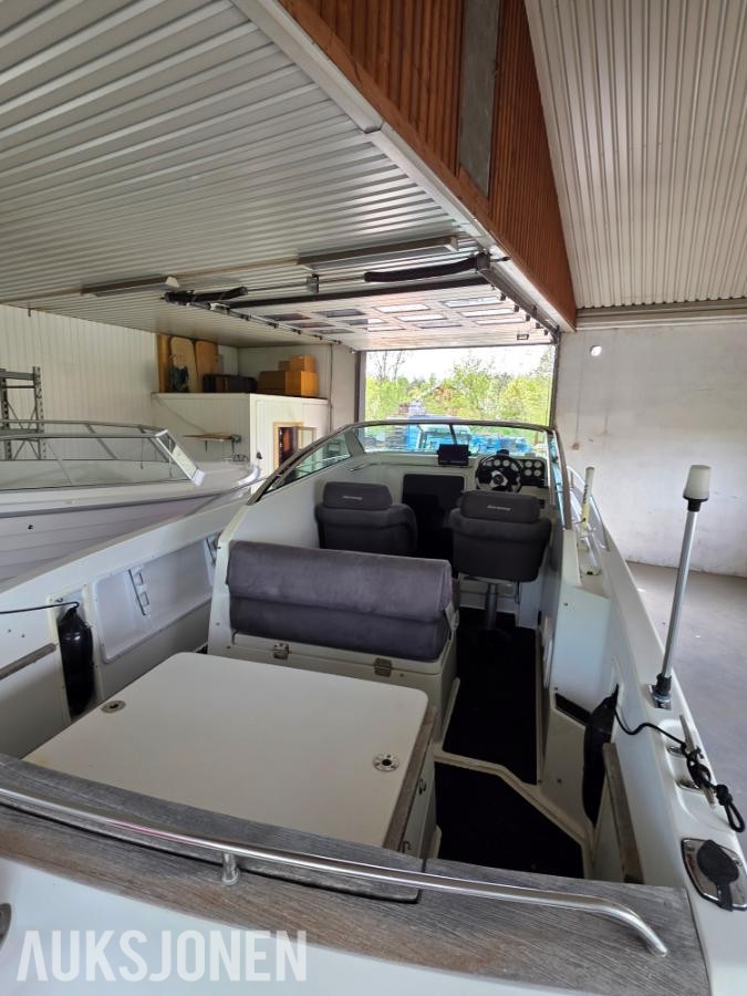 2006 Hydrolift F 29
