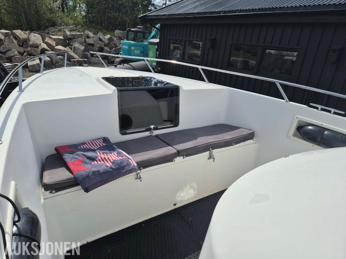 2006 Hydrolift F 29