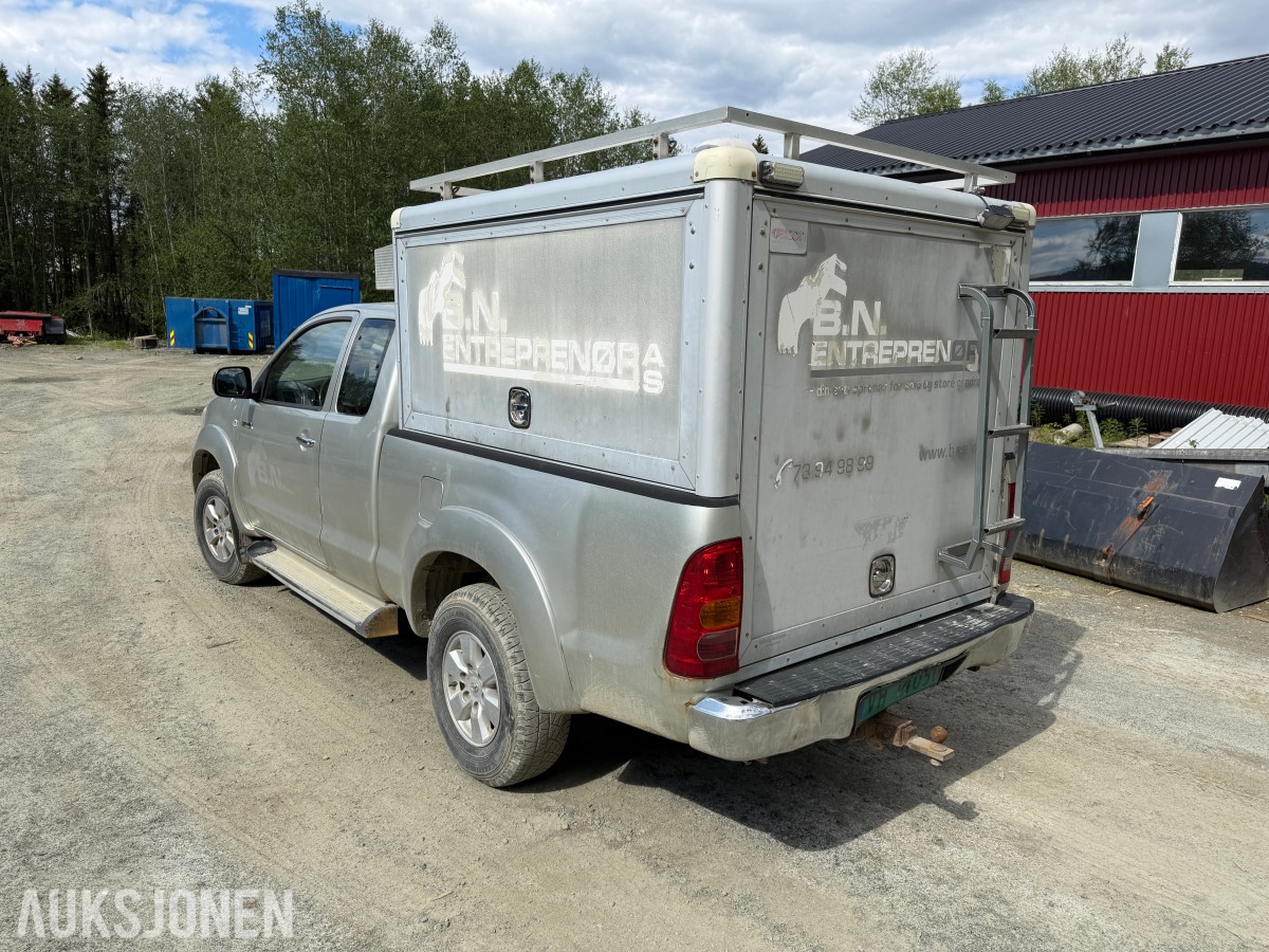 2009 Toyota HiLux 2.5-120 D 4WD, 427194km