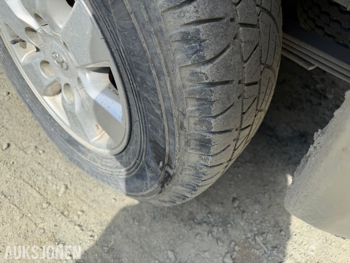 2009 Toyota HiLux 2.5-120 D 4WD, 427194km