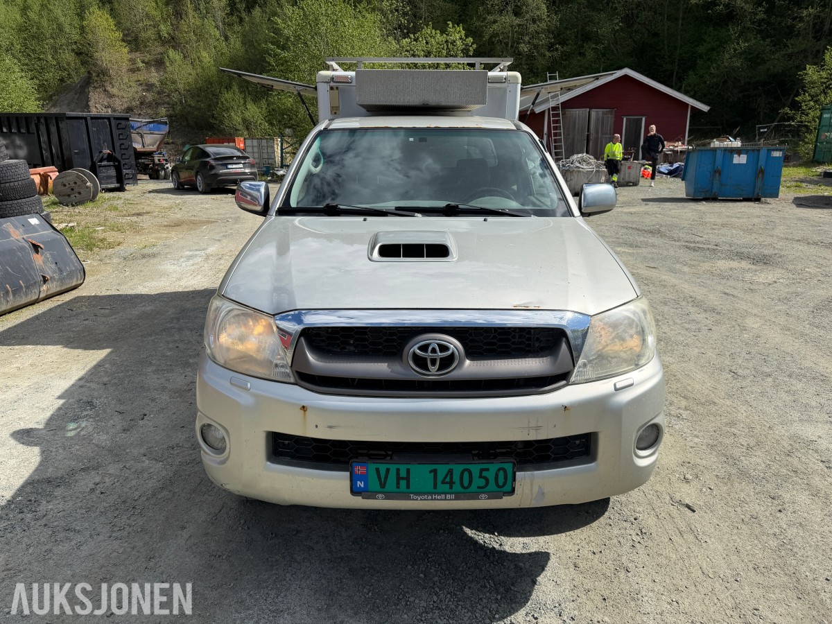 2009 Toyota HiLux 2.5-120 D 4WD, 427194km