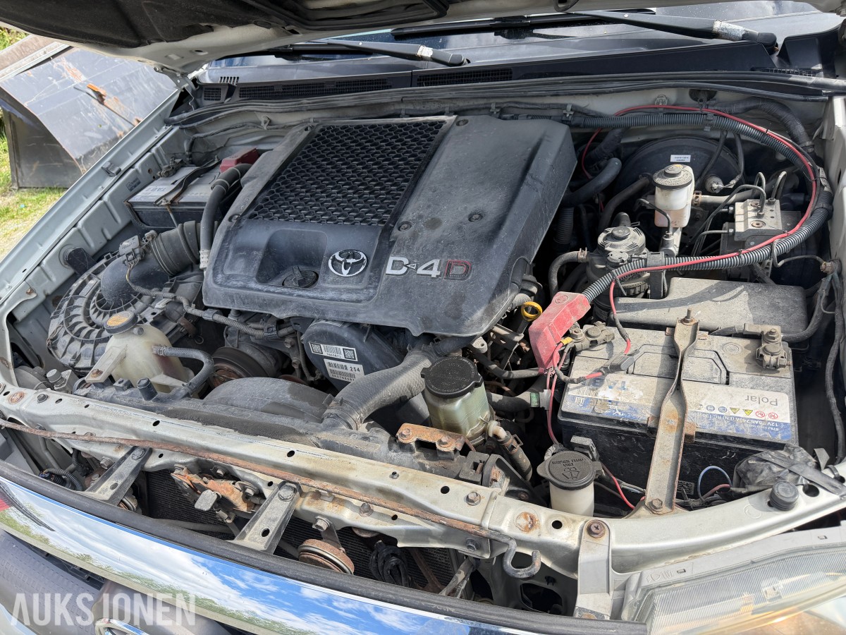 2009 Toyota HiLux 2.5-120 D 4WD, 427194km
