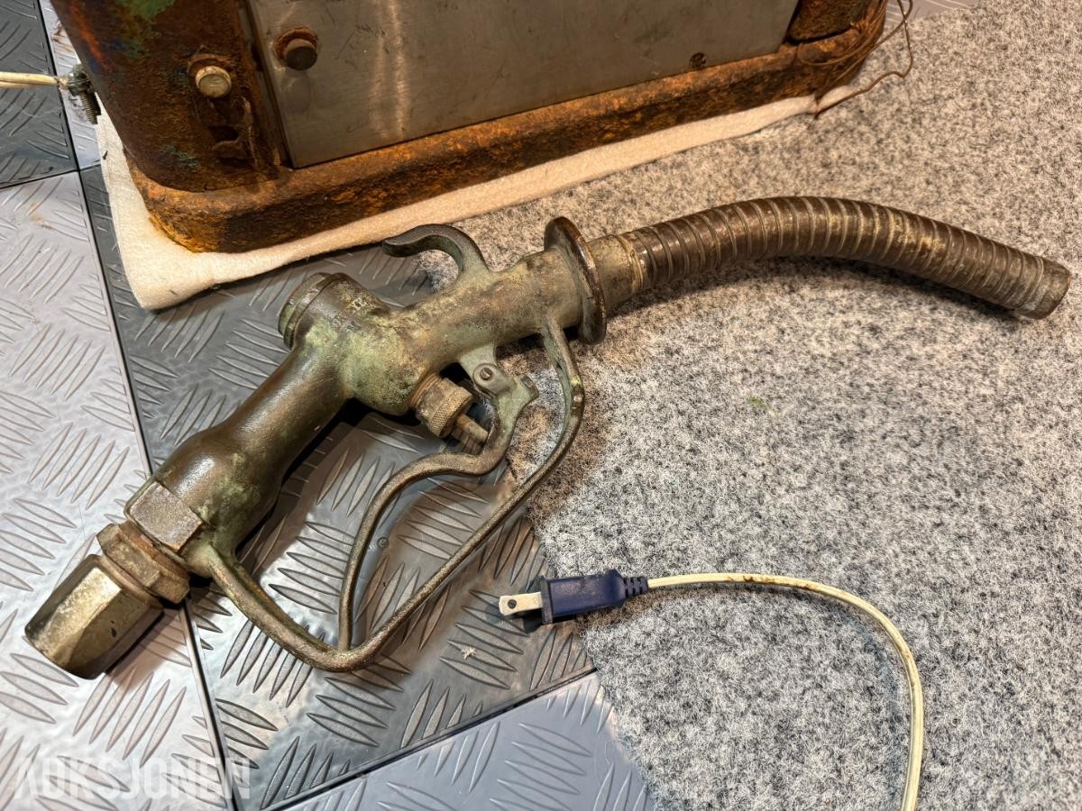 Gulf Bensinpumpe m/pistol