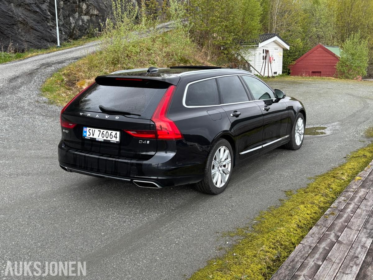 2017 Volvo V90 D4 190hk adaptiv cruisekontroll ryggekamera kupevarmer soltak