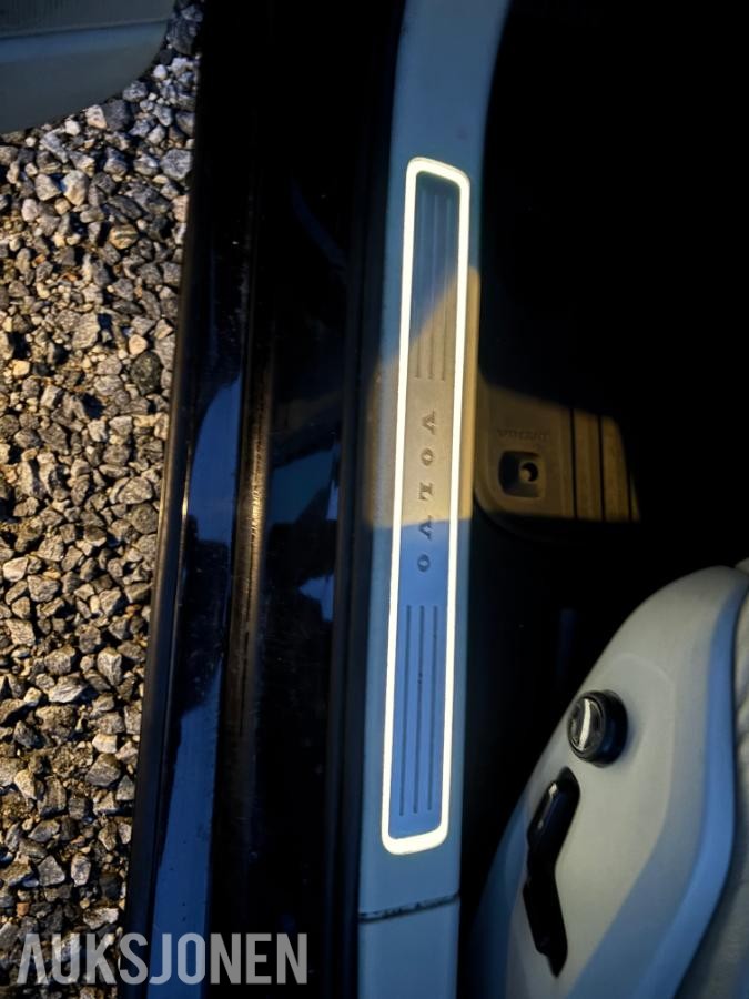 2017 Volvo V90 D4 190hk adaptiv cruisekontroll ryggekamera kupevarmer soltak