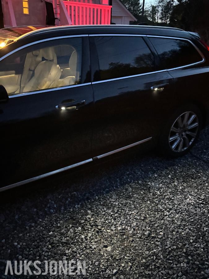 2017 Volvo V90 D4 190hk adaptiv cruisekontroll ryggekamera kupevarmer soltak