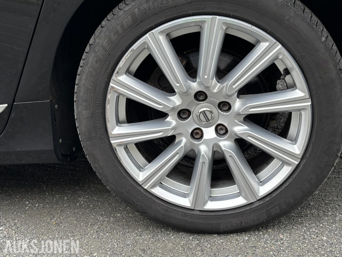2017 Volvo V90 D4 190hk adaptiv cruisekontroll ryggekamera kupevarmer soltak