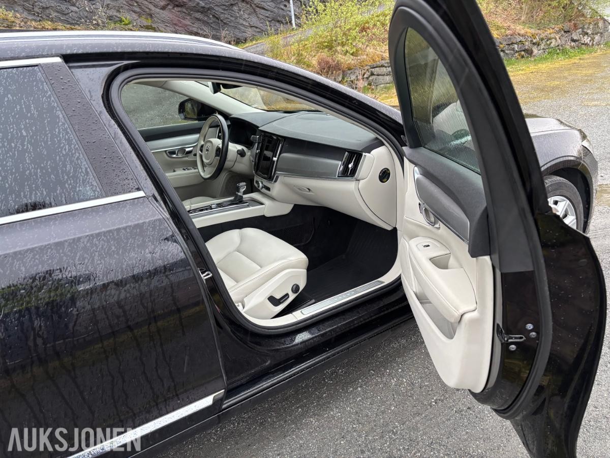 2017 Volvo V90 D4 190hk adaptiv cruisekontroll ryggekamera kupevarmer soltak