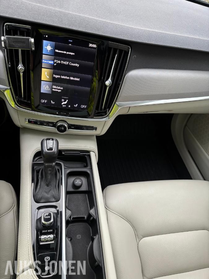 2017 Volvo V90 D4 190hk adaptiv cruisekontroll ryggekamera kupevarmer soltak