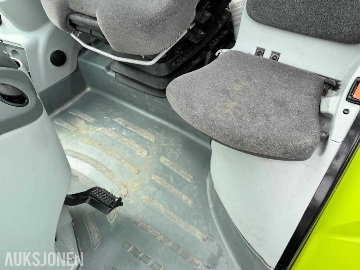 2023 Claas Arion 470 Traktor 4x4 med laster
