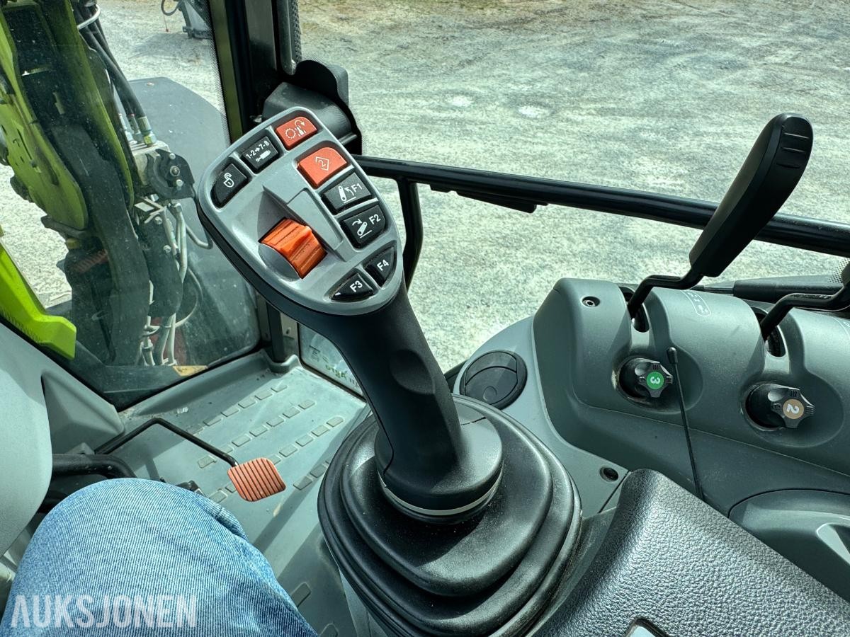 2023 Claas Arion 470 Traktor 4x4 med laster