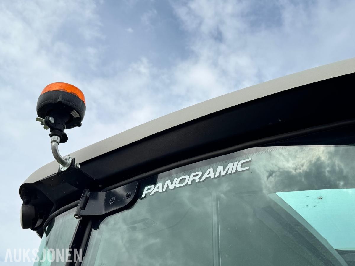 2023 Claas Arion 470 Traktor 4x4 med laster