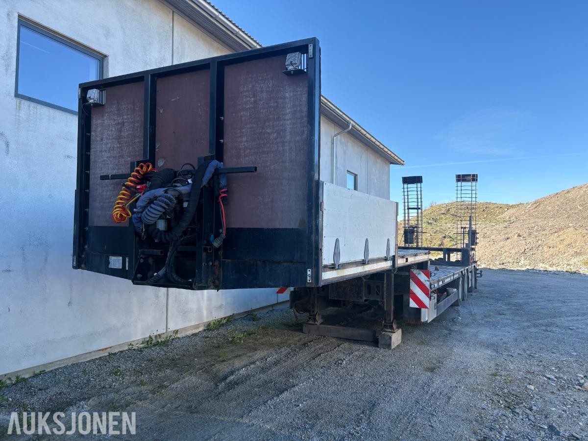 2011 HRD maskintralle med hydrauliske ramper – uttrekk 6 meter