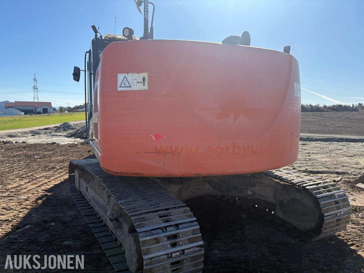 2014 Hitachi ZX225USRLC-5B gravemaskin pusseskuff og Engcon tiltrotator