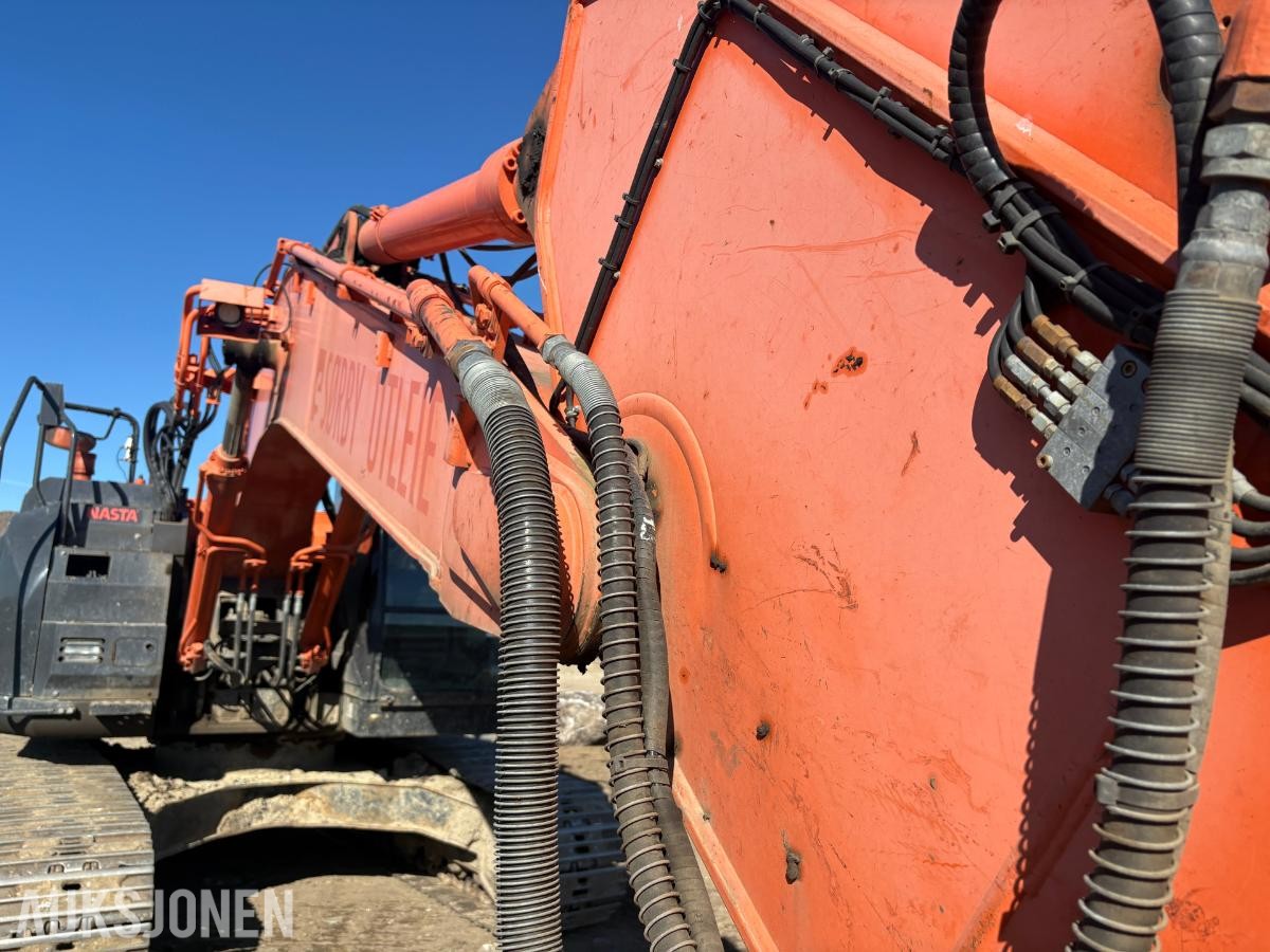 2014 Hitachi ZX225USRLC-5B gravemaskin pusseskuff og Engcon tiltrotator