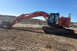 2014 Hitachi ZX225USRLC-5B gravemaskin pusseskuff og Engcon tiltrotator 