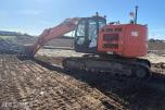 2014 Hitachi ZX225USRLC-5B gravemaskin pusseskuff og Engcon tiltrotator 