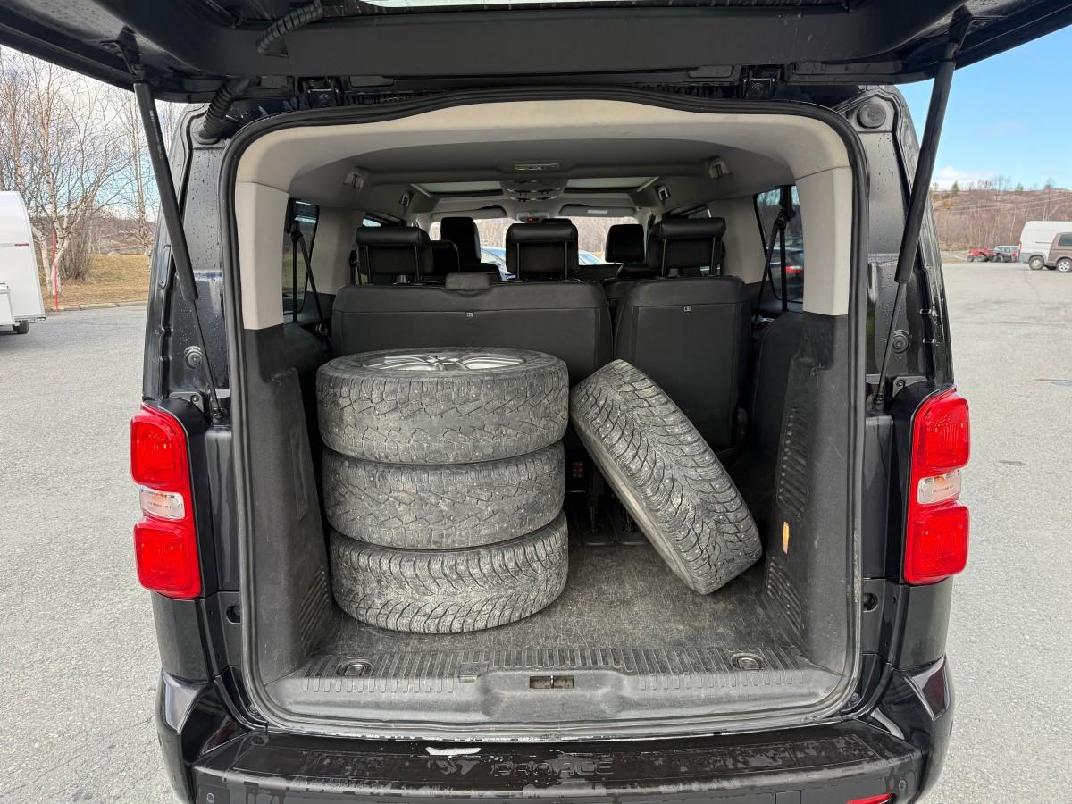 2019 Toyota Proace Verso Lang 2,0D 177hk, 9 seter.