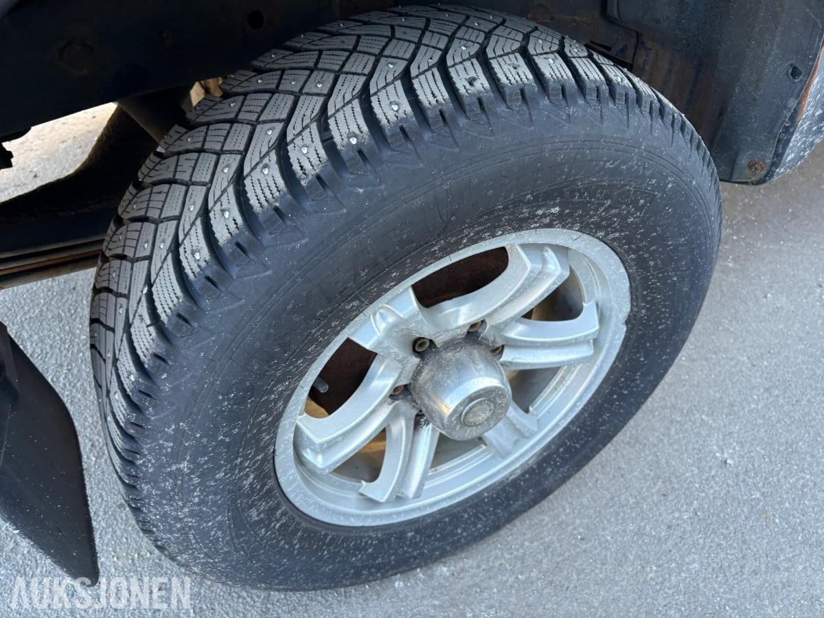 2013 Isuzu D-max 2.5-163 D 4WD, 168295km plog strøapparat brøyterigget