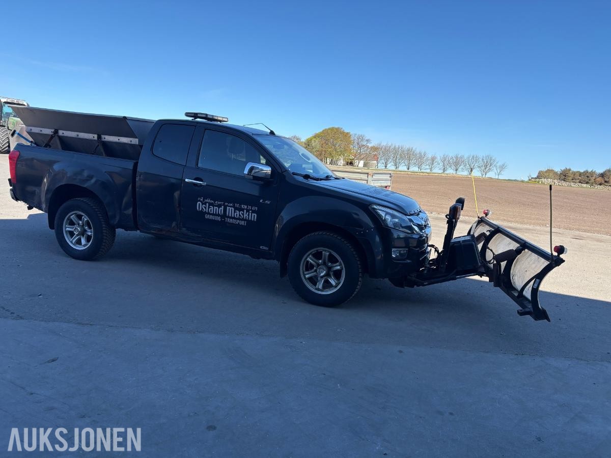 2013 Isuzu D-max 2.5-163 D 4WD, 168295km plog strøapparat brøyterigget