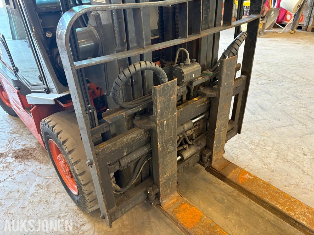 2004 Nissan 2,5 tonns diesel motvekts truck